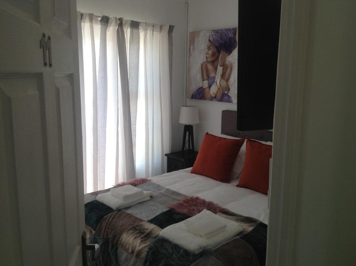 Sikelela Guest house Cape Town